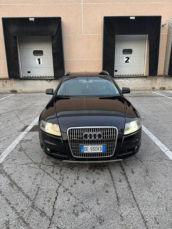 Nero Usata 2006 Audi A6 Allroad Station wagon | 5500 € (Buon prezzo) - Immagine 1/4