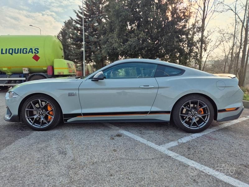 Usata Ford Mustang Mach 1 460 CV (338 kW) 2021 Grigio Coupé