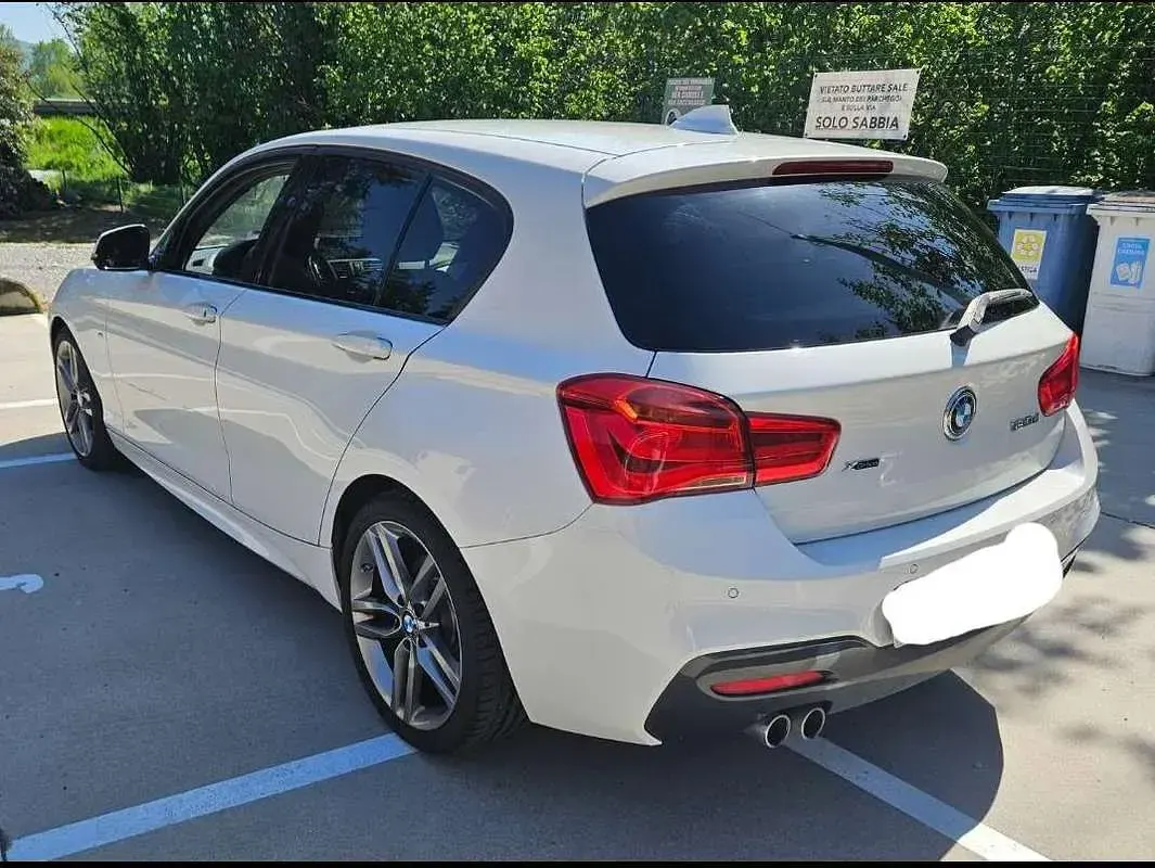 Usata BMW 120 M Sport 190 CV (139 kW) 2017 Bianco Utilitaria