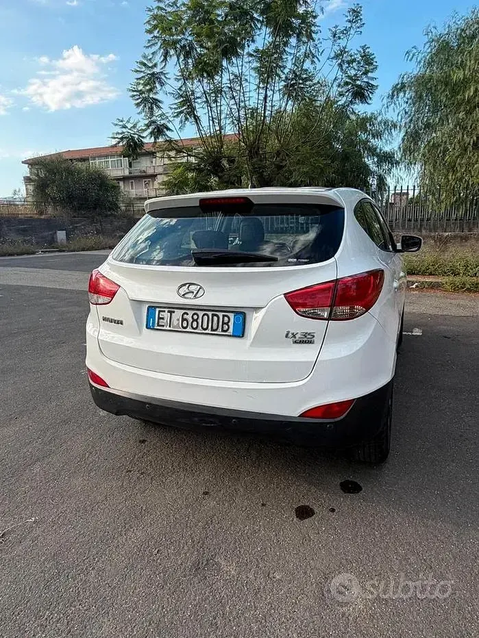 Usata Hyundai ix35 115 CV (84 kW) 2013 Bianco SUV