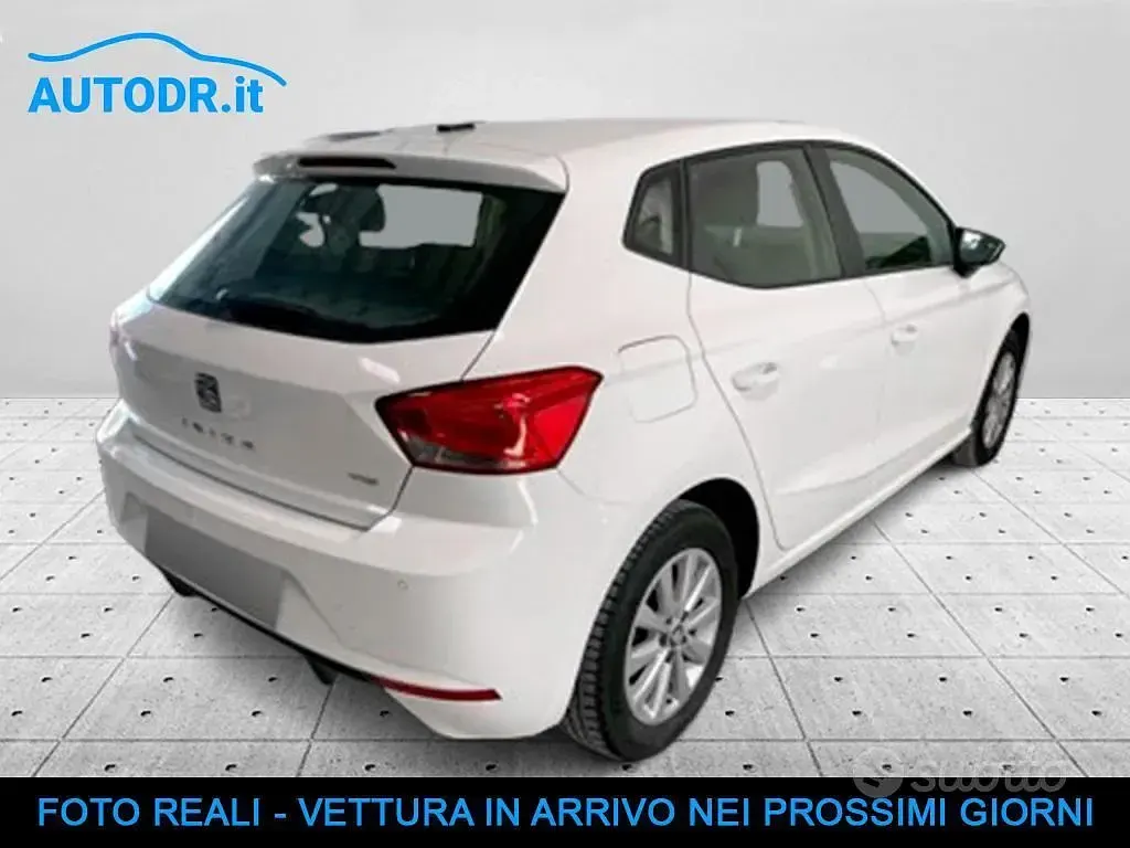 Usata Seat Ibiza Style 90 CV (66 kW) 2021 Bianco Utilitaria