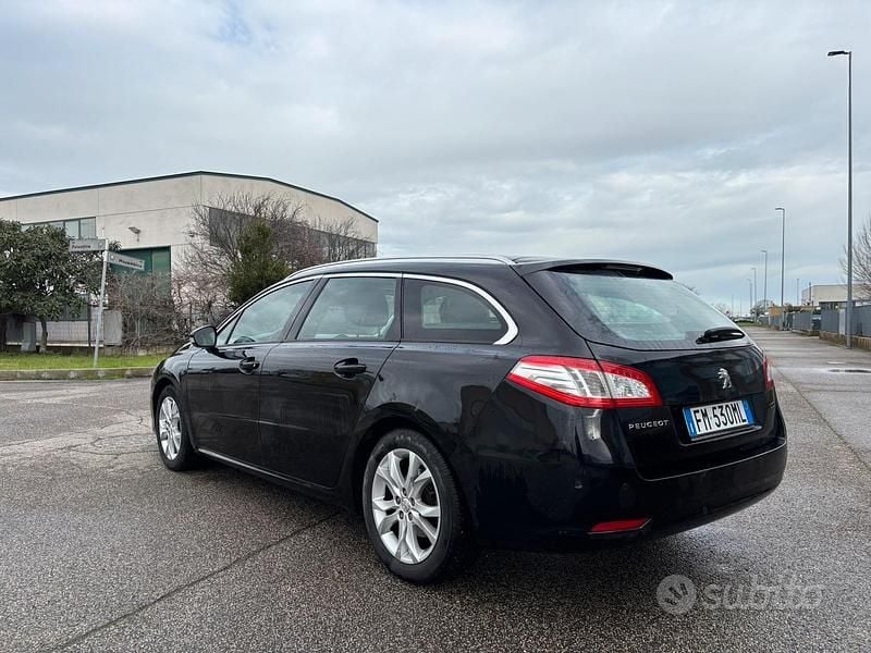 Usata Peugeot 508 120 CV (88 kW) 2017 Nero Station wagon