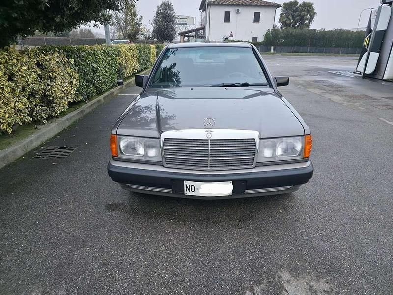 Usata Mercedes 190 109 CV (80 kW) 1992 Berlina