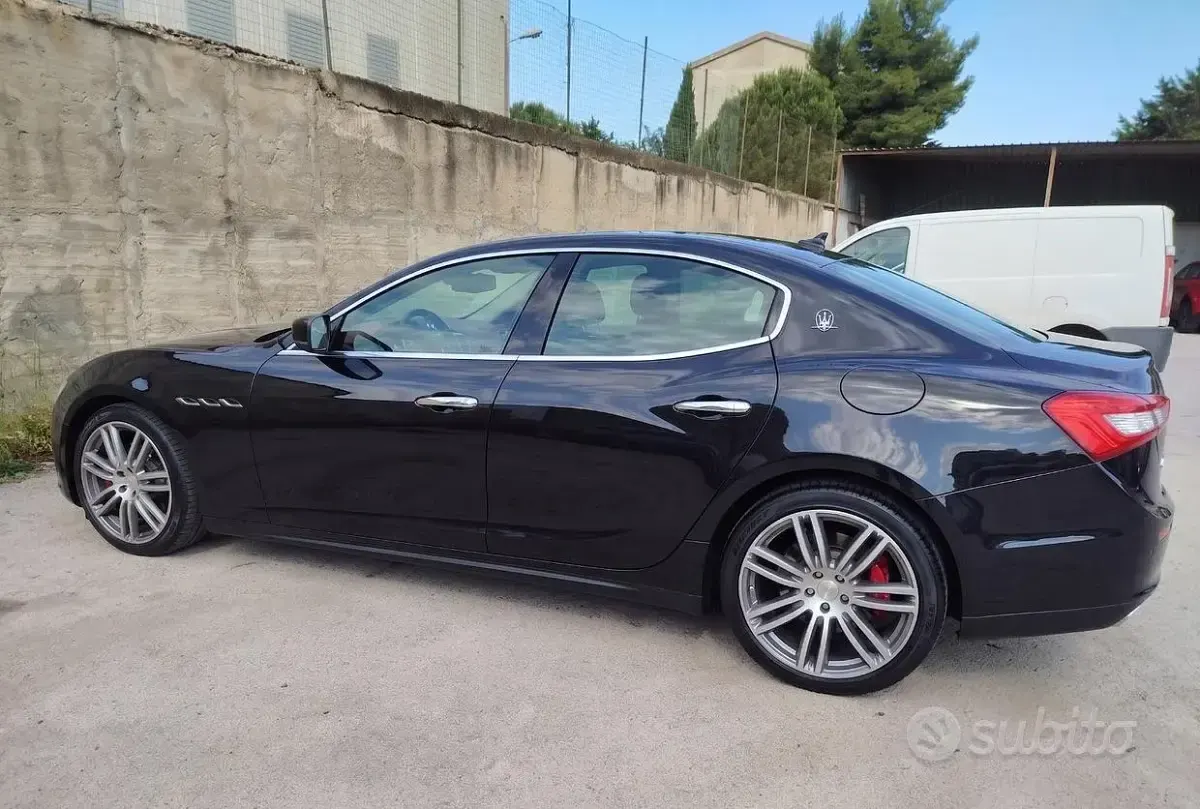 Usata Maserati Ghibli 410 CV (301 kW) 2015 Berlina