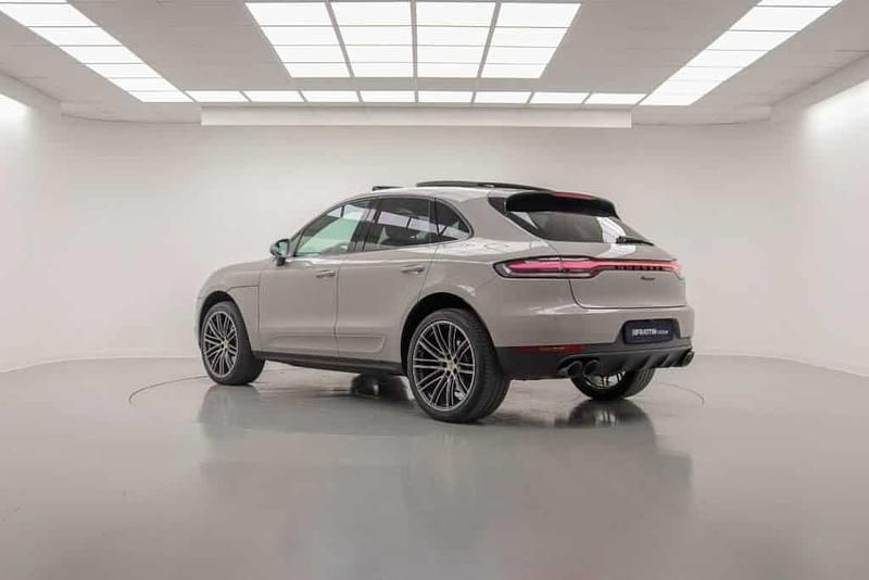 Usata Porsche Macan 360 CV (264 kW) 2020 Grigio vulcano metalizzato SUV