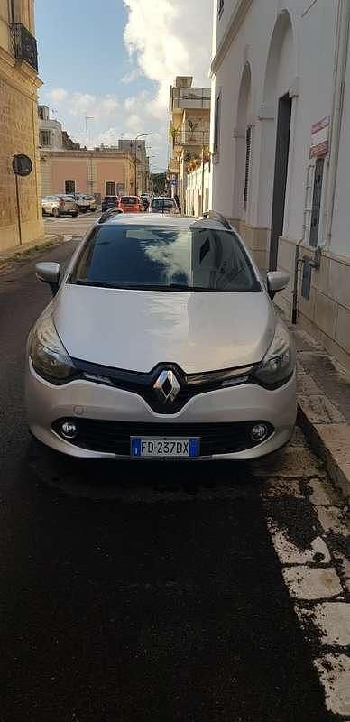 Usata 2016 Renault Clio GrandTour Zen Station wagon | 5500 € (Buon prezzo) - Immagine 1/4
