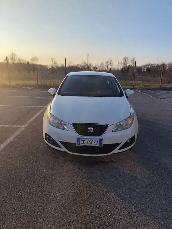 Usata Seat Ibiza Stylance 86 CV (63 kW) 2009 Berlina