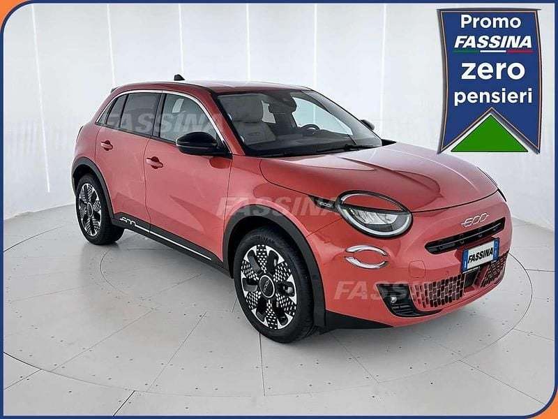 Arancione Usata 2024 Fiat 600E La Prima SUV | 23.900 € (Buon prezzo) - Immagine 1/4