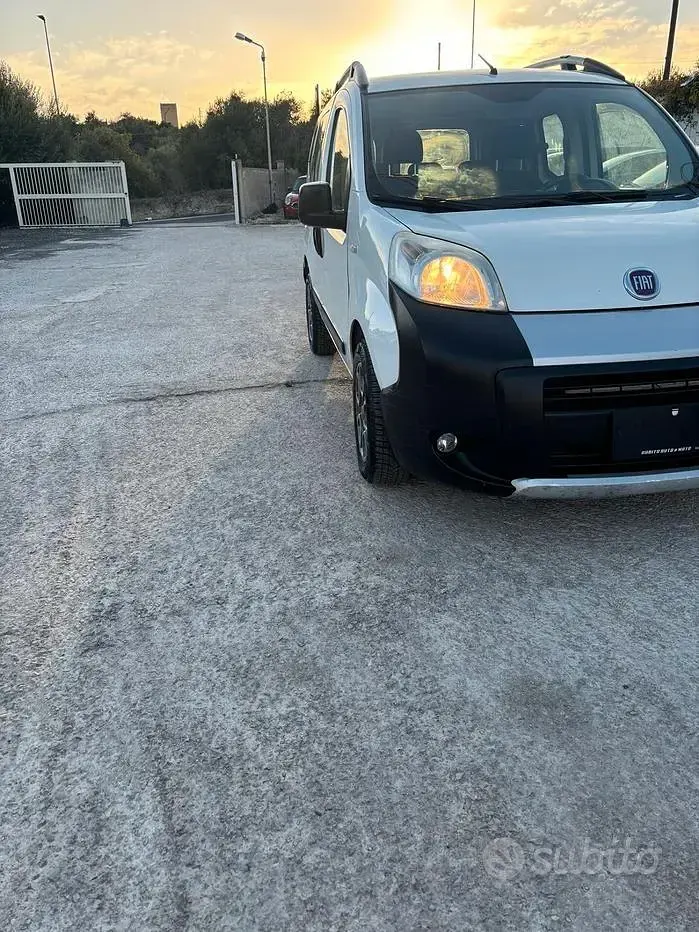 Usata Fiat Qubo Dynamic 80 CV (58 kW) 2016 Bianco Monovolume