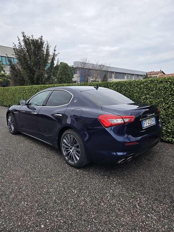 Usata Maserati Ghibli 250 CV (183 kW) 2019 Blu/azzurro Berlina
