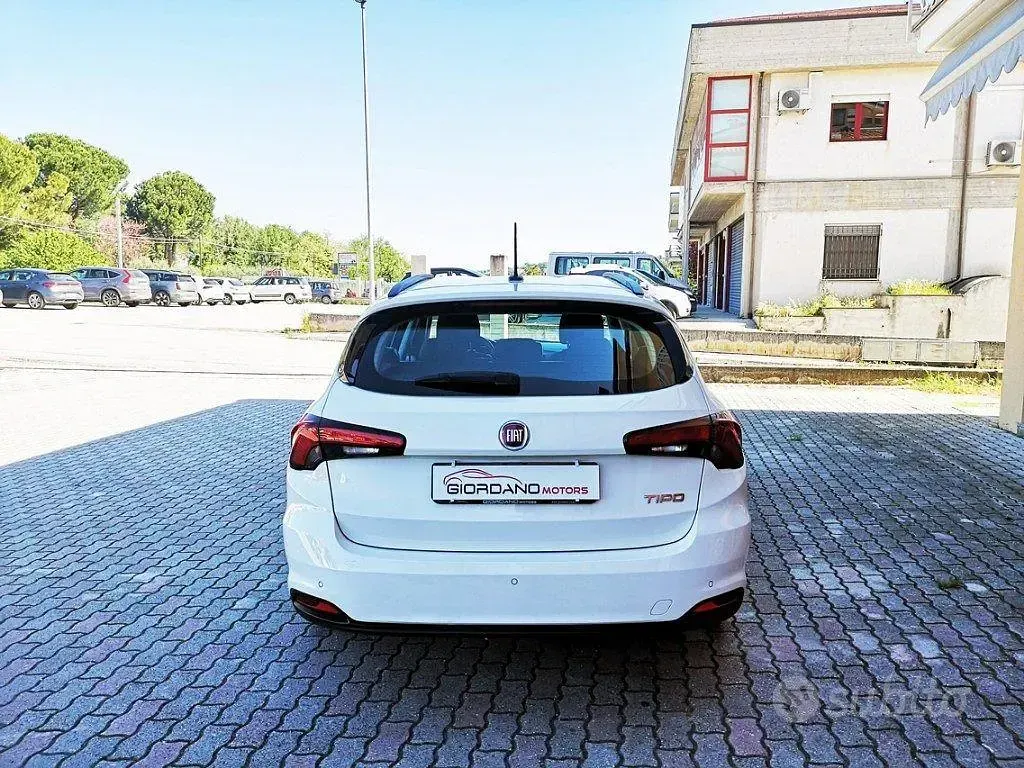 Usata Fiat Tipo Business 120 CV (88 kW) 2020 Bianco Station wagon