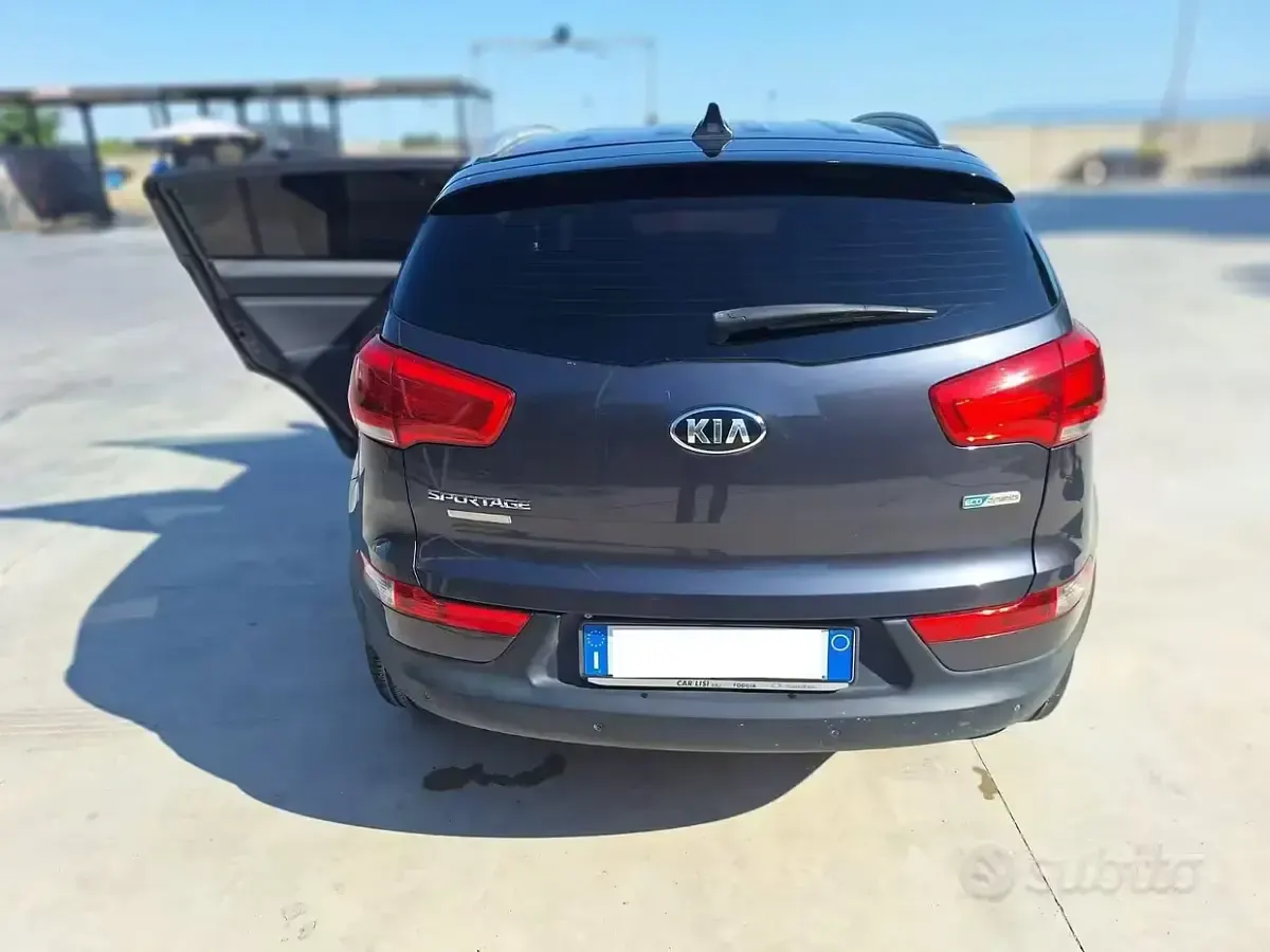 Usata Kia Sportage 115 CV (84 kW) 2015 Bluazzurro SUV