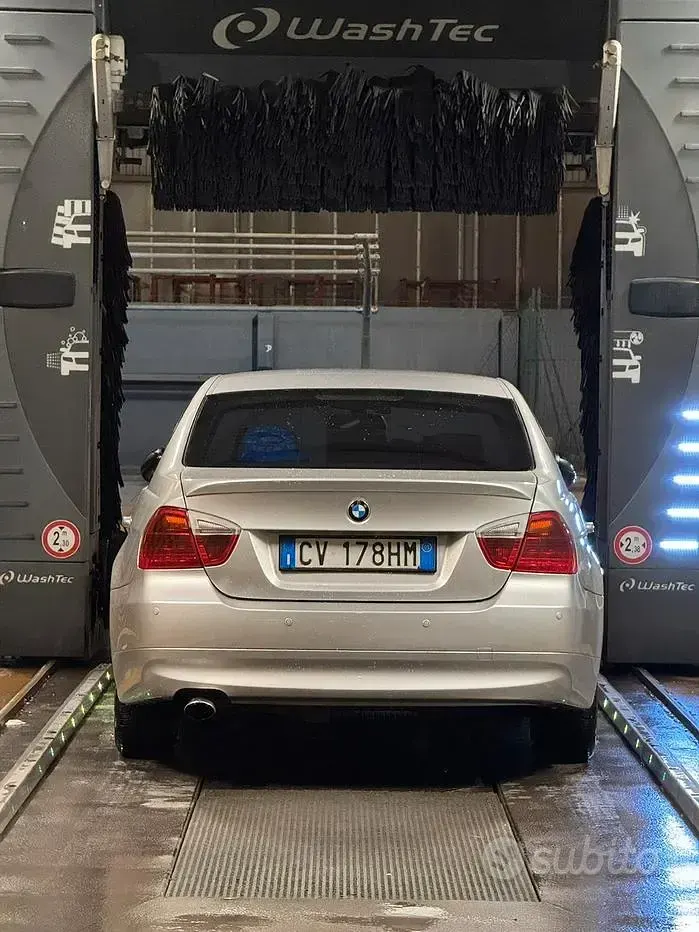 Usata BMW 320 Efficient Dynamics 163 CV (119 kW) 2005 Grigio Berlina