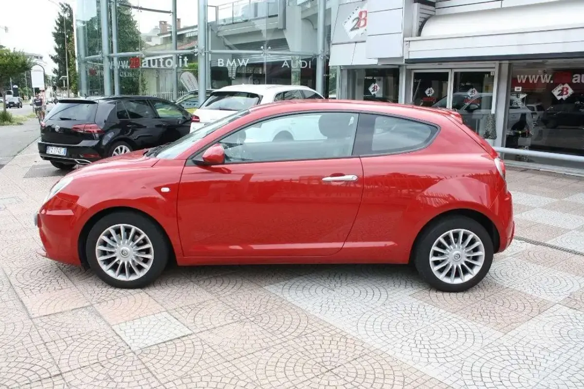 Usata Alfa Romeo MiTo Super 95 CV (69 kW) 2017 Rosso Utilitaria