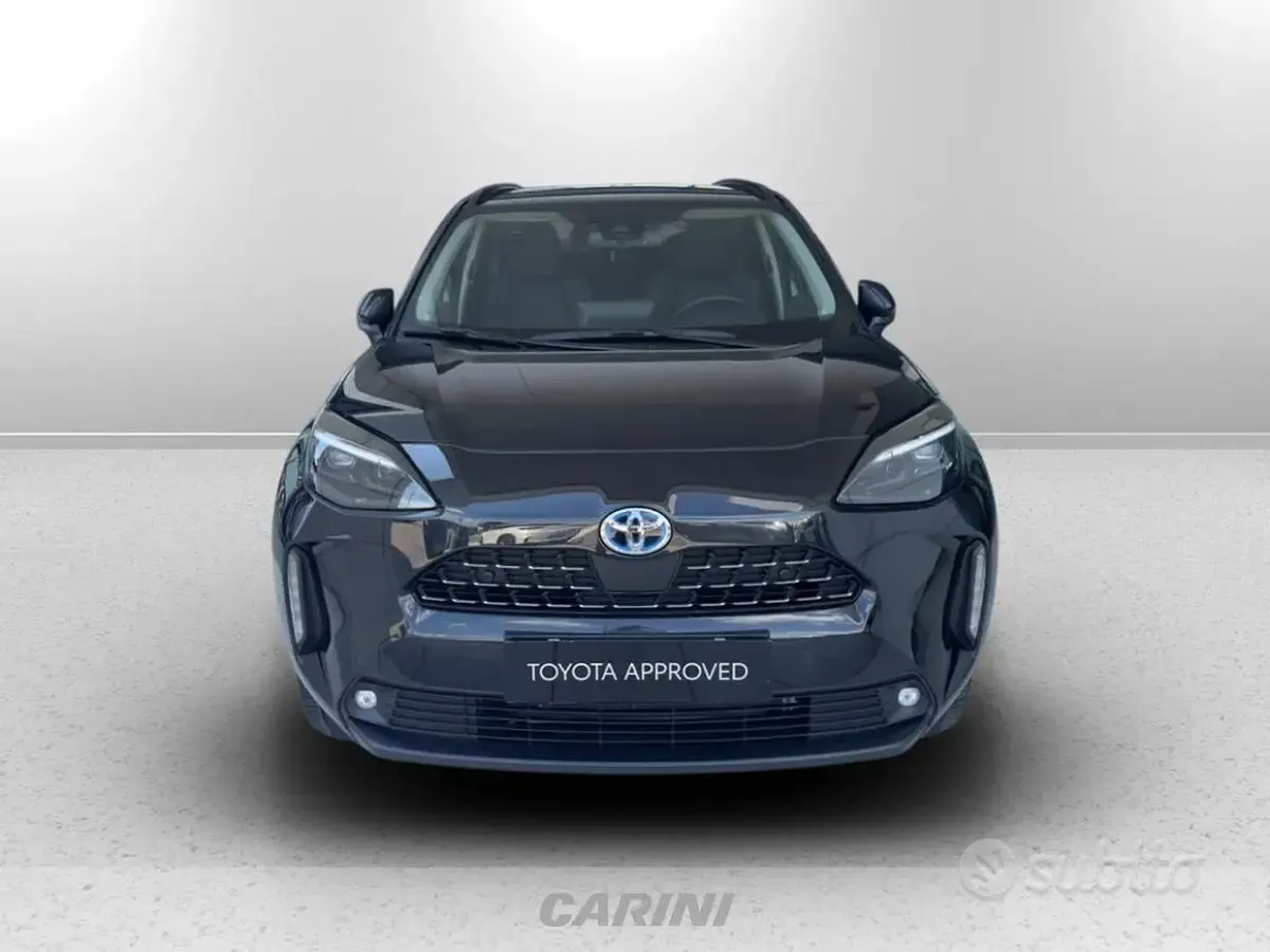 Usata Toyota Yaris Cross Lounge 116 CV (85 kW) 2023 Nero SUV