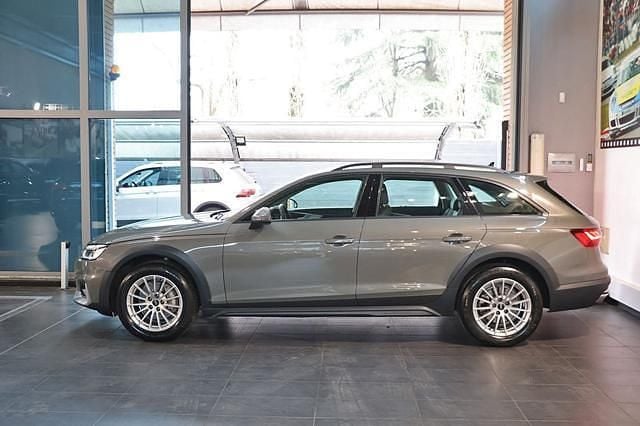 Usata Audi A4 Allroad Business 204 CV (150 kW) 2023 Grigio Station wagon