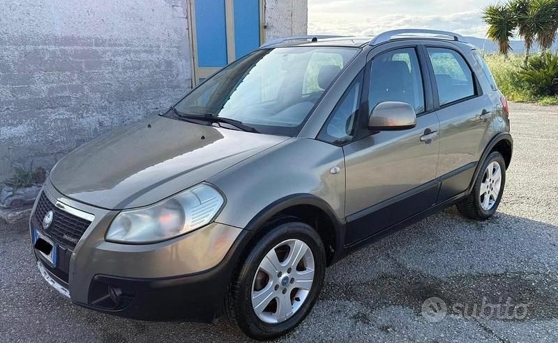 Occasion Fiat Sedici Dynamic 119 ch (87 kW) 2009 Jaune SUV