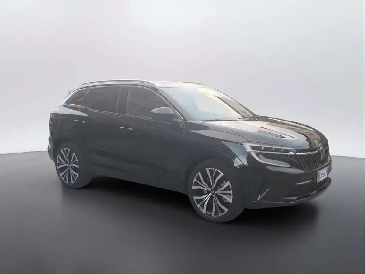 Usata Renault Austral Iconic 199 CV (146 kW) 2025 Nero etoilã© SUV