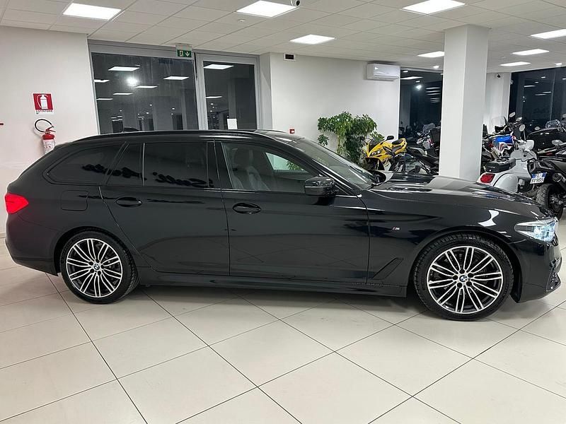 Usata BMW 520 M Sport 190 CV (139 kW) 2021 Blu Station wagon