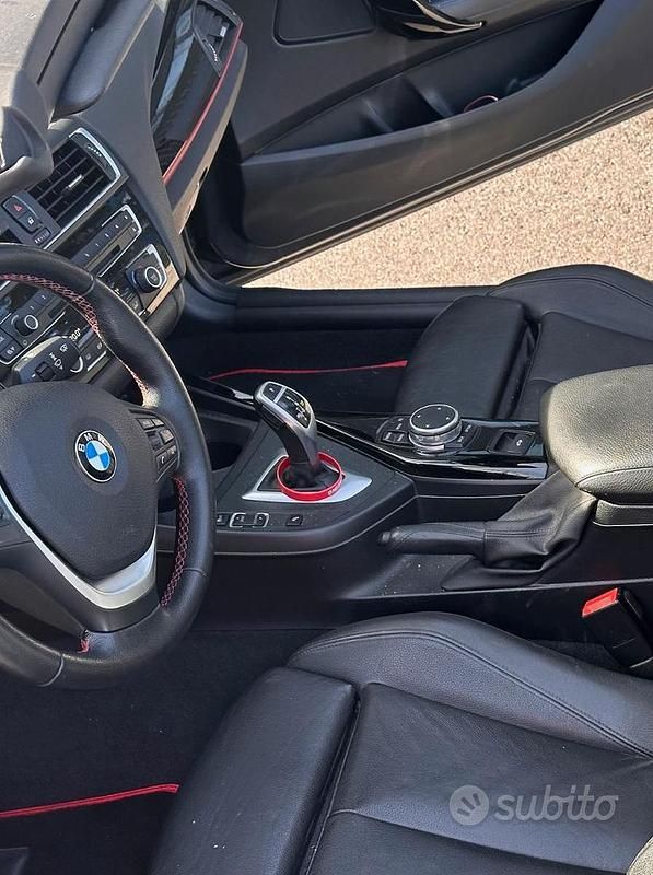 Usata BMW 220 Sport Line 197 CV (144 kW) 2016 Cabrio