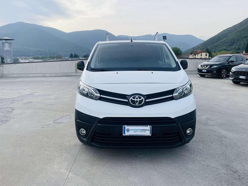 Usata Toyota Proace 116 CV (85 kW) 2017 Bianco Monovolume