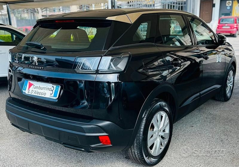 Usata Peugeot 3008 Business-Line 131 CV (96 kW) 2021 Nero SUV
