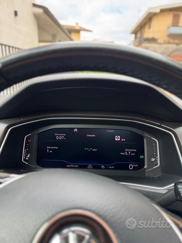 Usata VW T-Roc Advance 116 CV (85 kW) 2019 Grigio SUV