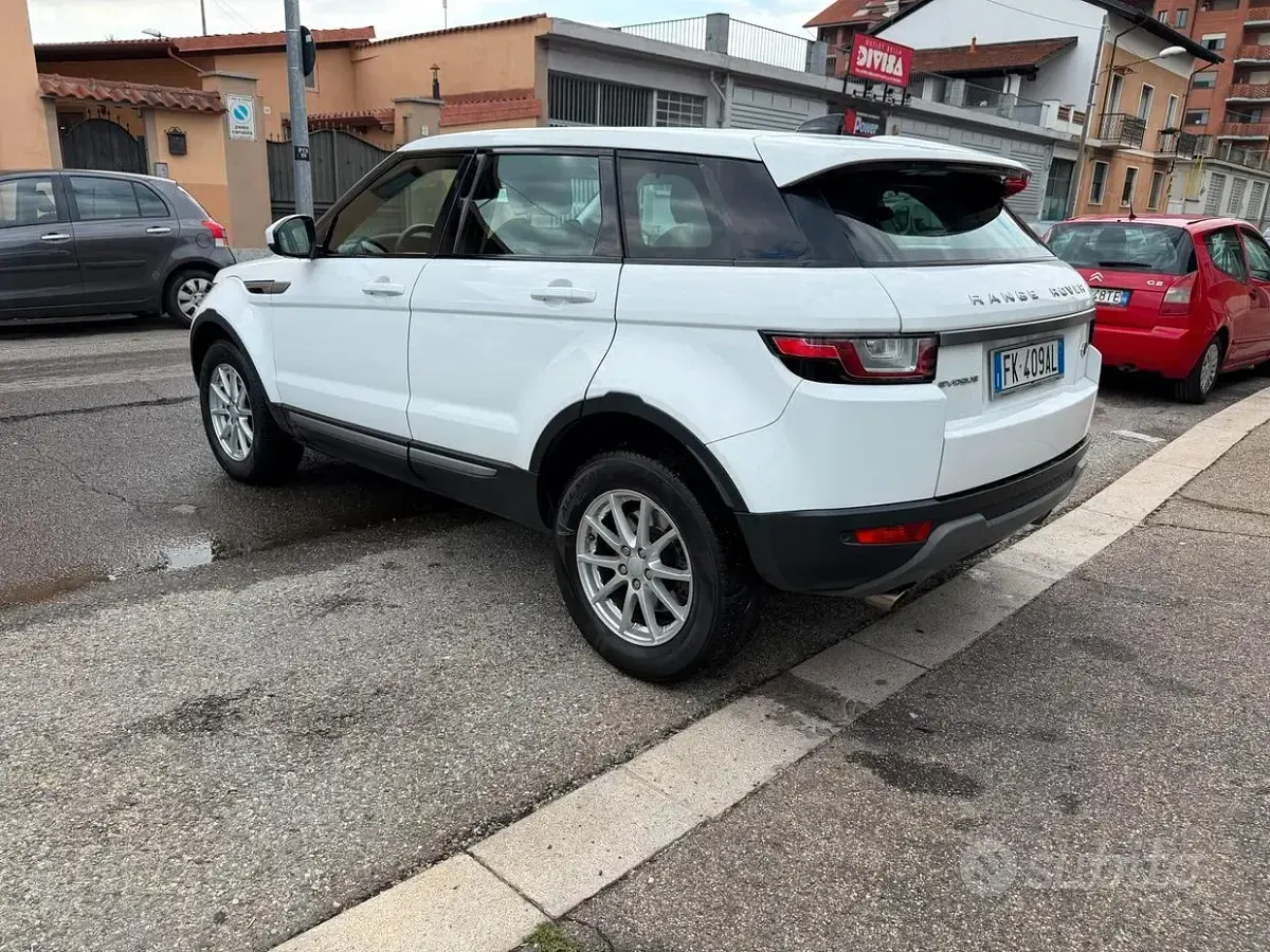 Usata Land Rover Range Rover evoque HSE Dynamic 150 CV (110 kW) 2017 Bianco Station wagon
