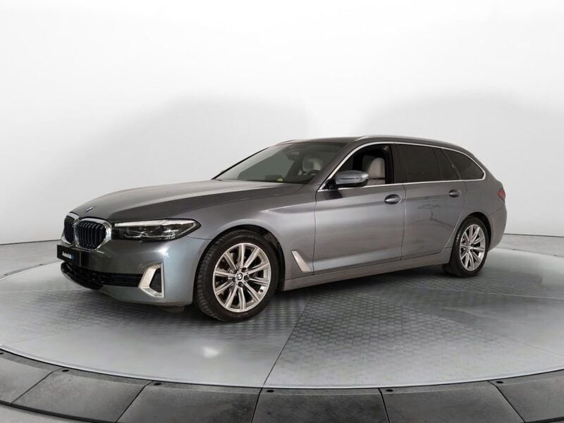 Bluestone / metallizzato Usata 2021 BMW 520 Luxury Line Station wagon | 23.900 € (Ottimo prezzo) - Immagine 1/4