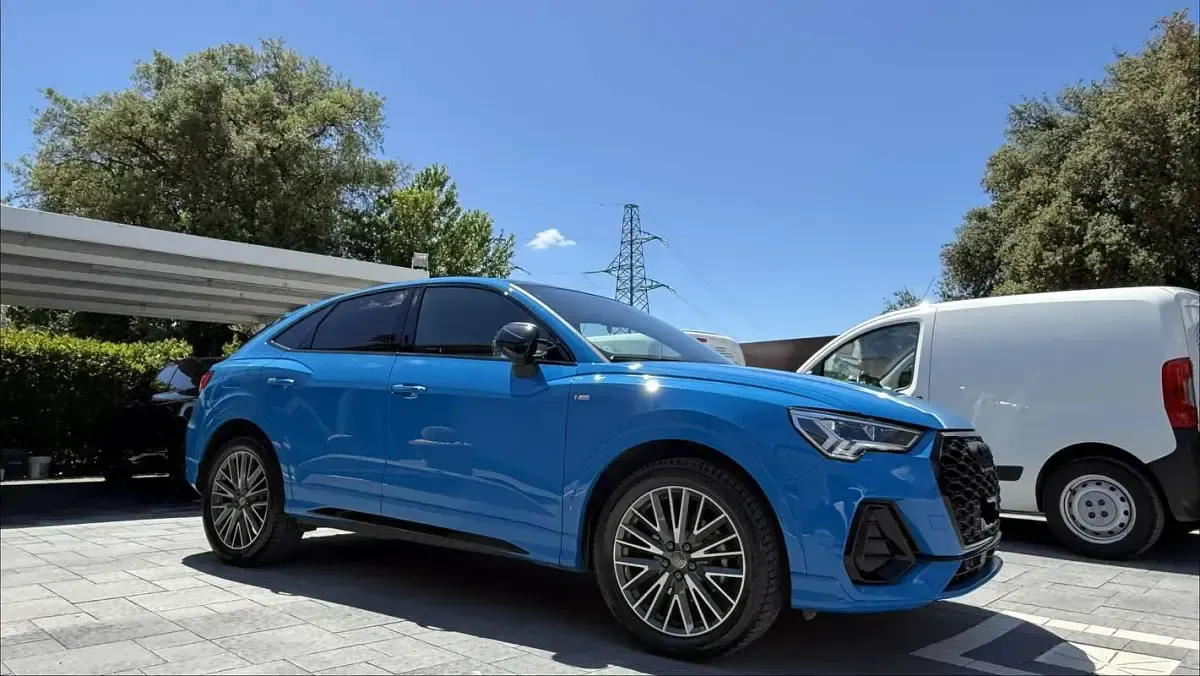 Usata Audi Q3 Sportback S-Line 150 CV (110 kW) 2020 Bluazzurro SUV