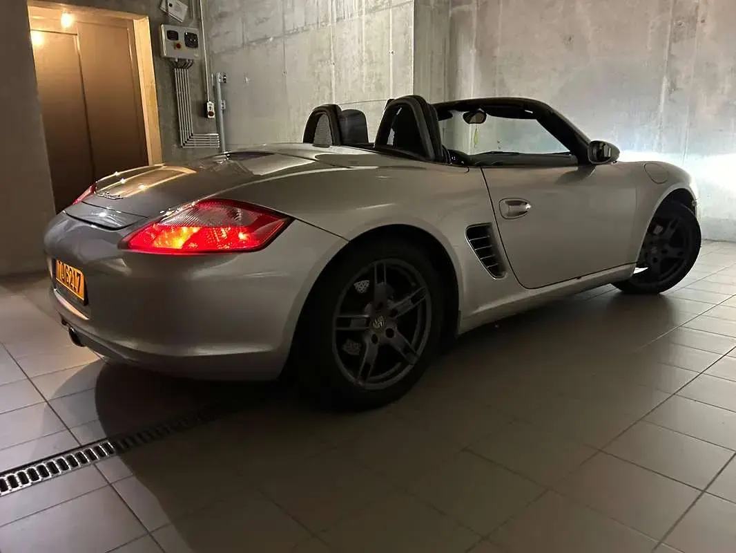 Usata Porsche Boxster 245 CV (180 kW) 2006 Argento Cabrio