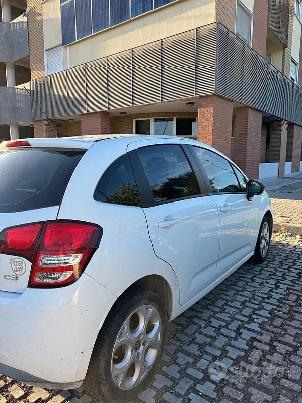 Usata Citroën C3 60 CV (44 kW) 2012 Bianco Utilitaria