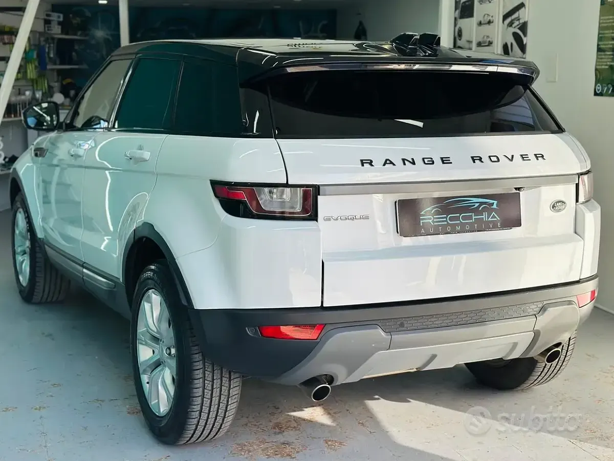 Usata Land Rover Range Rover evoque HSE 150 CV (110 kW) 2016 Bianco SUV