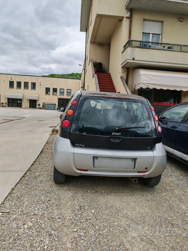 Usata Smart ForFour 2005 Grigio Utilitaria