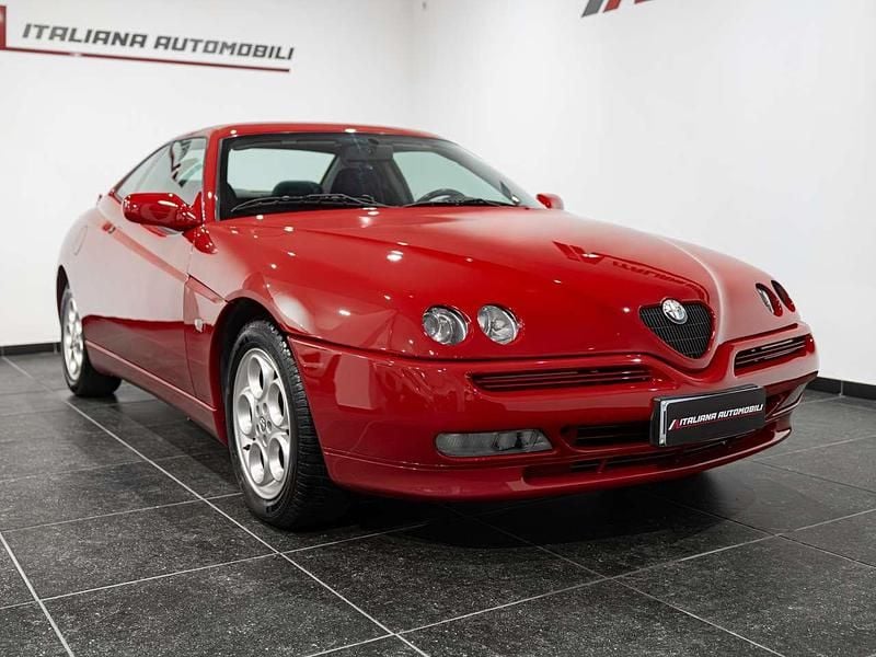 Usata Alfa Romeo GTV 144 CV (105 kW) 1998 Rosso alfa Coupé