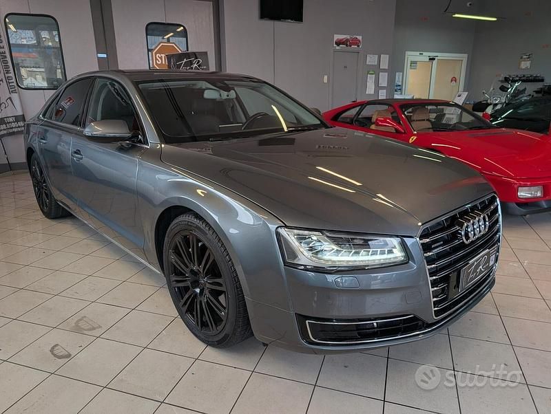 Usata Audi A8 262 CV (192 kW) 2017 Grigio Berlina