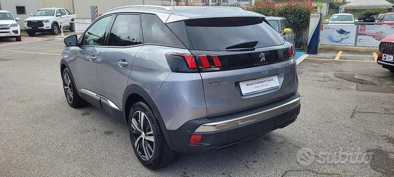Usata Peugeot 3008 Allure 131 CV (96 kW) 2020 Grigio SUV