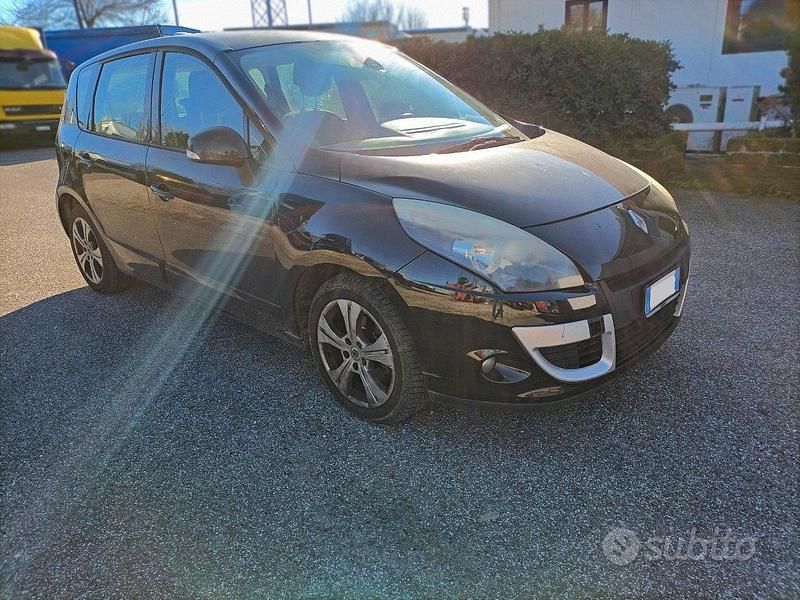 Usata Renault Scénic III 2010 Nero Monovolume