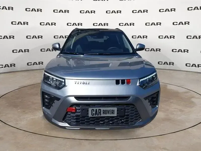 Nuova KGM Tivoli 163 CV (119 kW) 2026 Argento SUV
