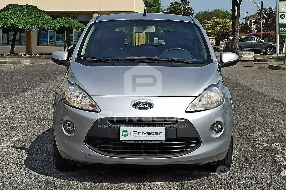 Usata Ford Ka Plus 69 CV (50 kW) 2016 Grigio Utilitaria