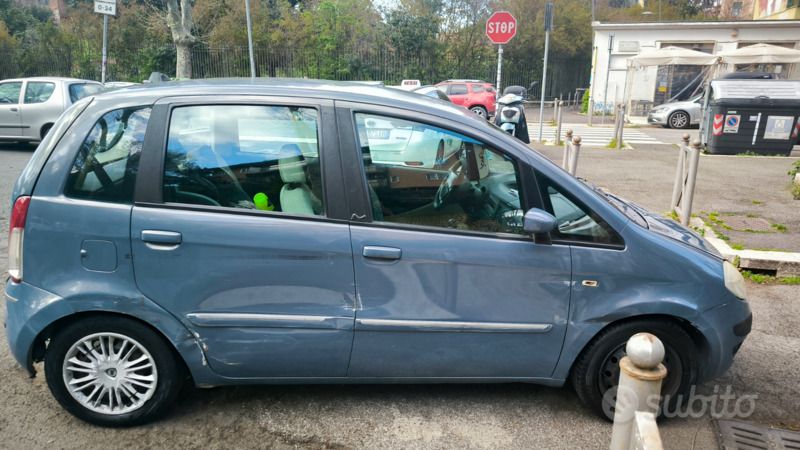 Usata Lancia Musa 101 CV (74 kW) 2005 Monovolume