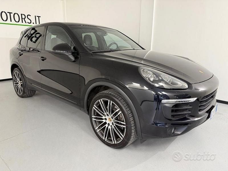 Usata Porsche Cayenne 250 CV (183 kW) 2016 Nero SUV