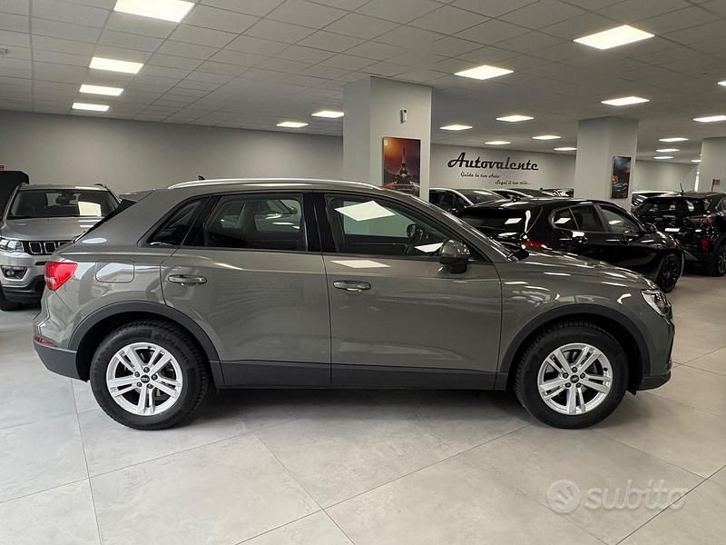 Usata Audi Q3 150 CV (110 kW) 2022 Grigio SUV