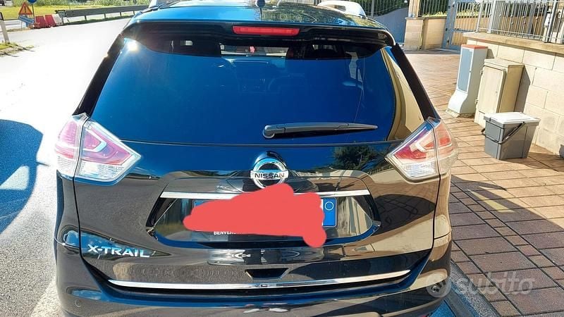 Gebraucht Nissan X-Trail 131 PS (96 kW) 2015 Schwarz SUV