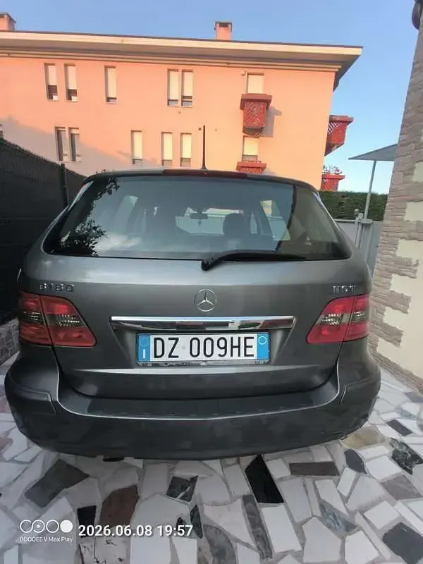 Usata Mercedes B180 116 CV (85 kW) 2009 Monovolume