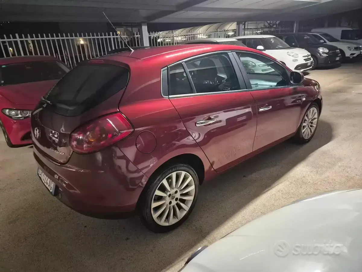 Usata Fiat Bravo Dynamic 120 CV (88 kW) 2008 Rosso Utilitaria