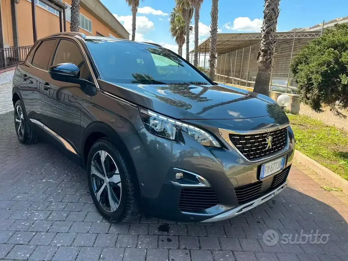 Usata Peugeot 3008 GT-line 120 CV (88 kW) 2018 Grigio SUV