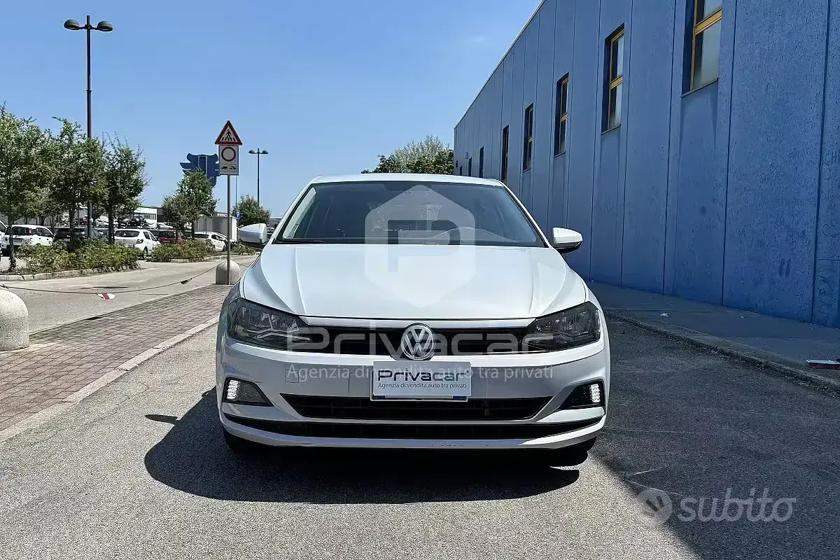 Usata VW Polo Comfortline 90 CV (66 kW) 2017 Grigio Utilitaria