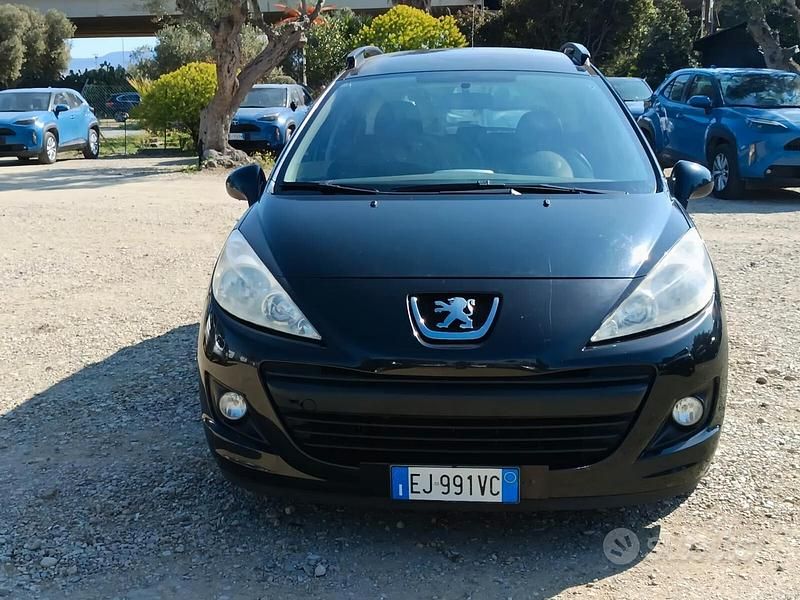 Usata Peugeot 207 93 CV (68 kW) 2011 Nero Station wagon