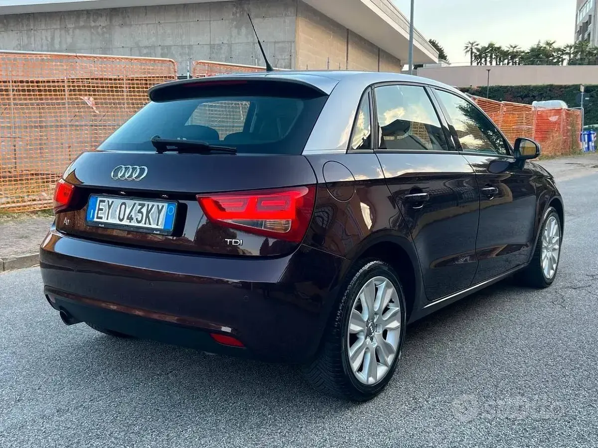 Usata Audi A1 90 CV (66 kW) 2015 Marrone Utilitaria